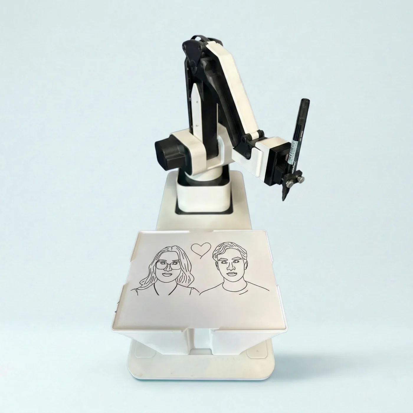 Comprar Caricabot, robot de caricaturas con IA que dibuja e imprime en segundos para ferias y eventos corporativos